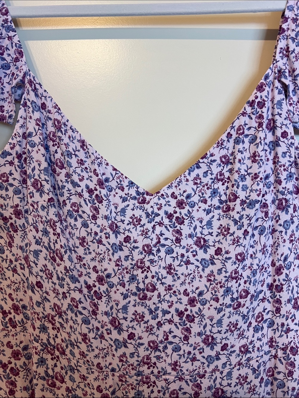 Reformation Lavender Floral Midi Dress with Flutter Sleeves - Picture 2 of 9